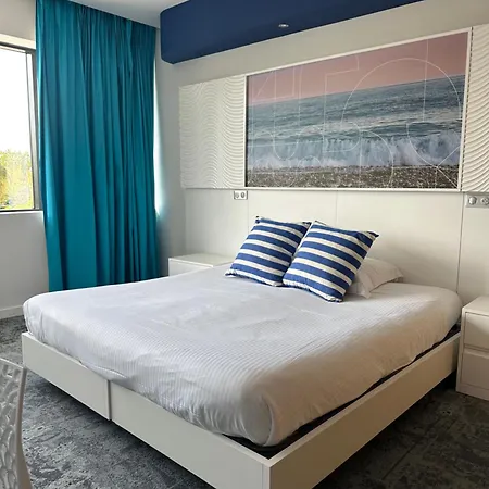 Marineland Hotel 3*